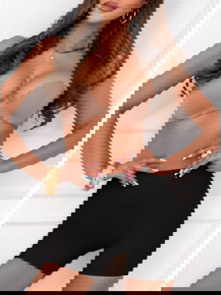 Czarne majtki modelujące z...