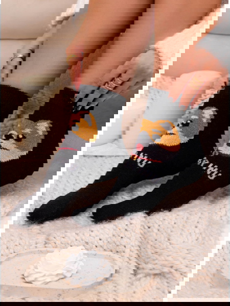 Czarne skarpetki z ozdobnym...