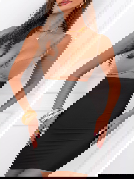 Czarna spódnica modelująca... 2