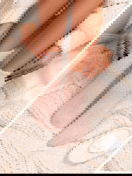 Pudrowe ocieplane skarpetki...