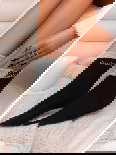 Czarne skarpetki z ozdobnym...