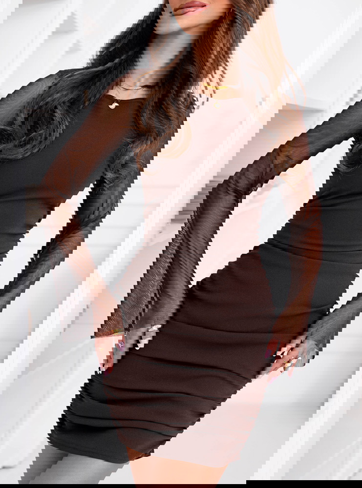 Czekoladowa dopasowana sukienka z tiulowymi rękawami Nobella