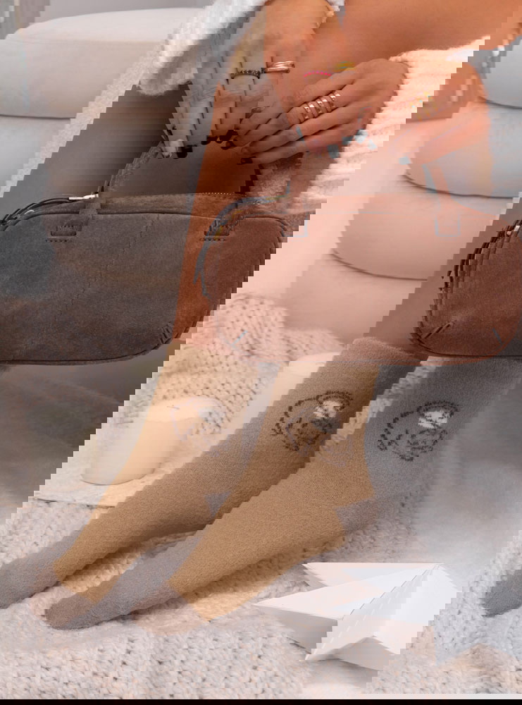 Skarpetki z ozdobnym motywem...