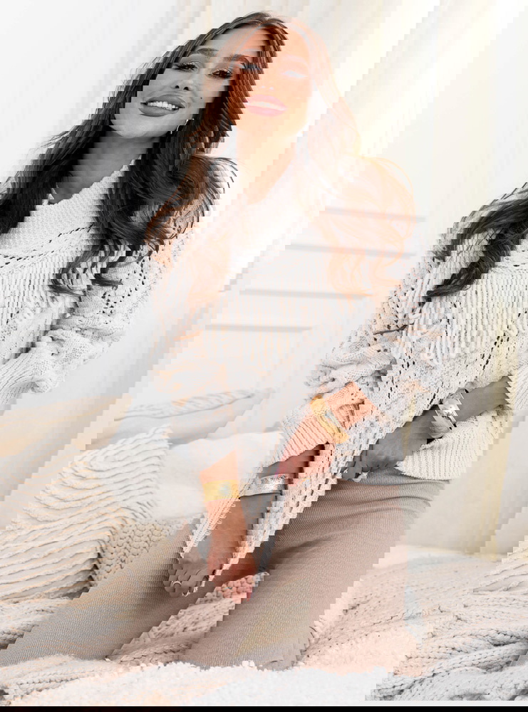 Beżowe prążkowane dopasowane legginsy...