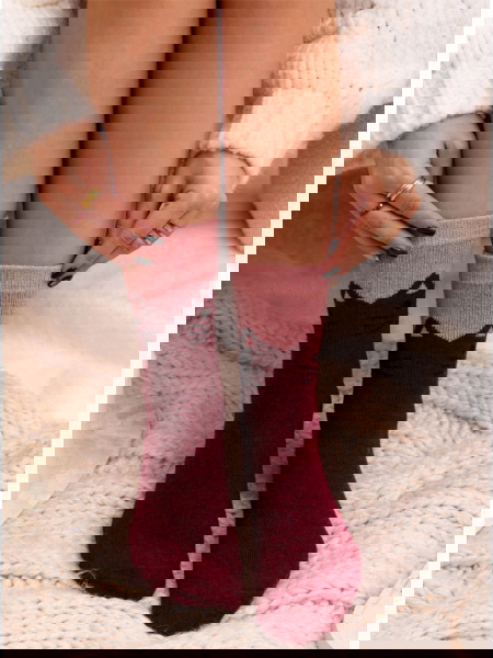 Bordowe skarpetki z...