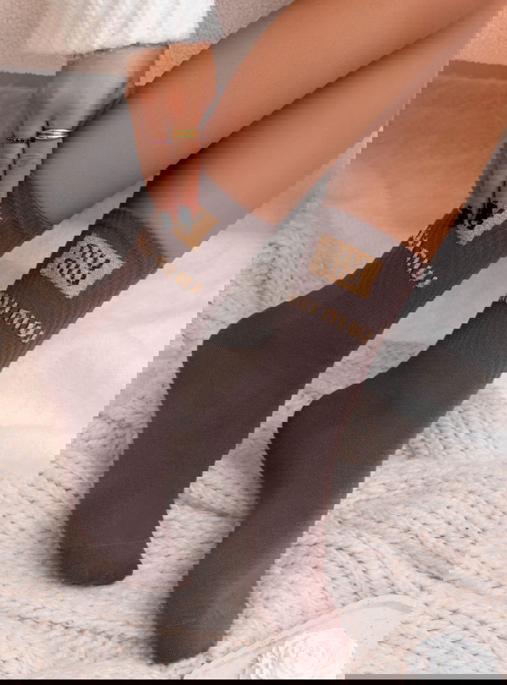 Skarpetki z ozdobnym wzorem Jasmynne...