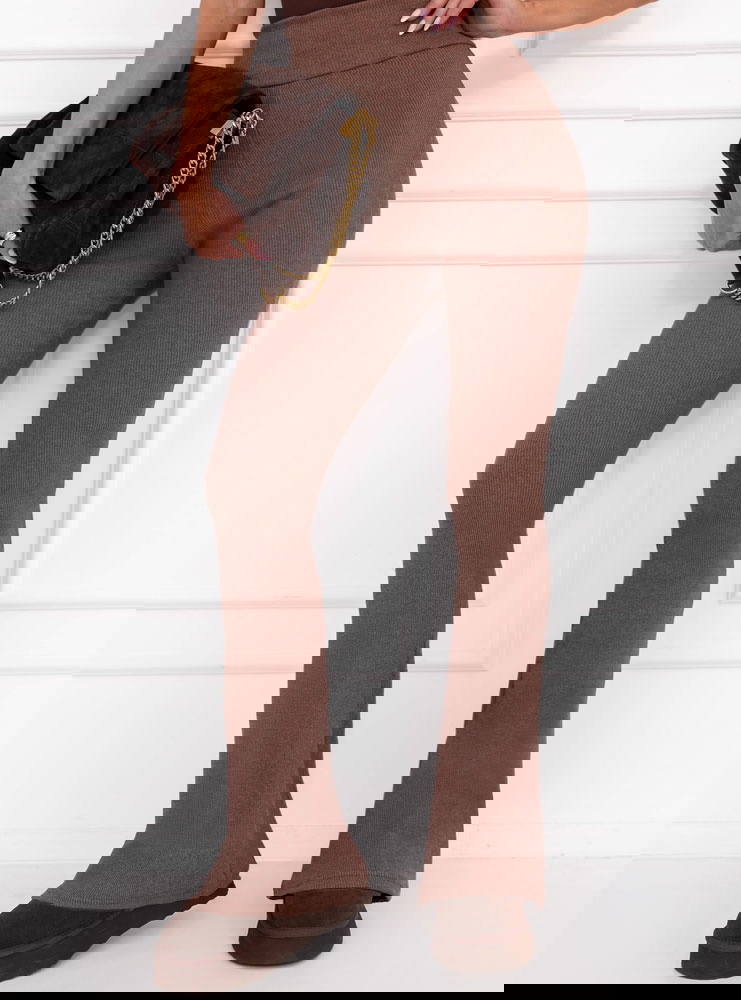 Prążkowane spodnie z rozszerzanymi...