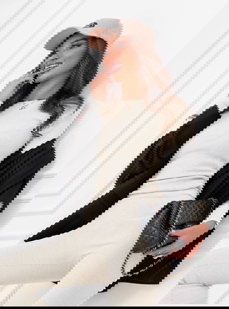 Prążkowany komplet dopasowana bluzka...