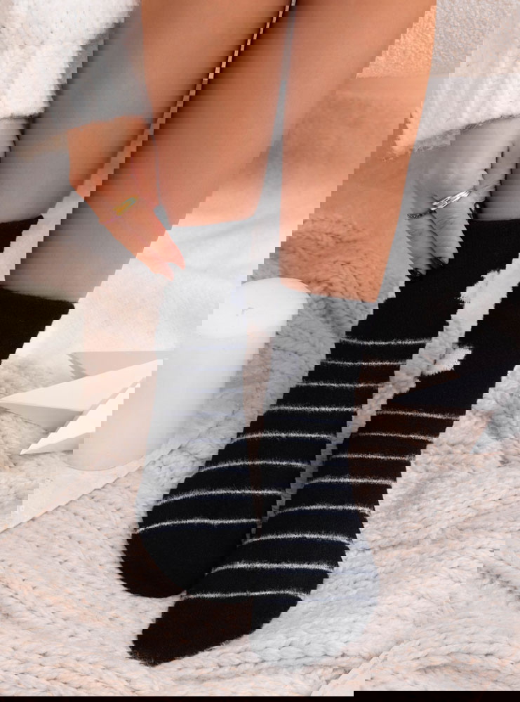 Skarpetki z ozdobnym wzorem Doniece -...