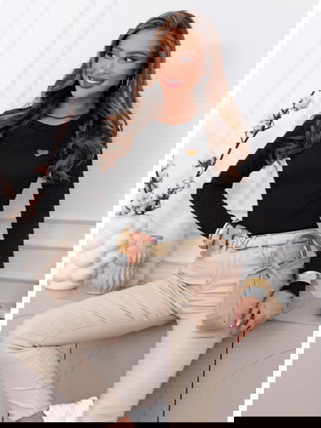 Czarna koszulka na długi...