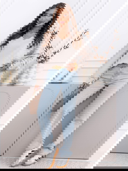 Beżowa bluza oversize z...