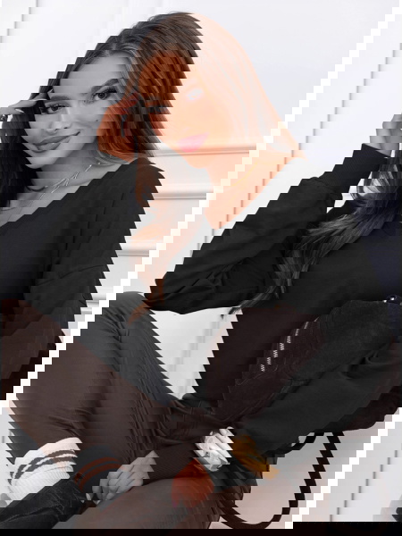 Czarna bluza oversize z...