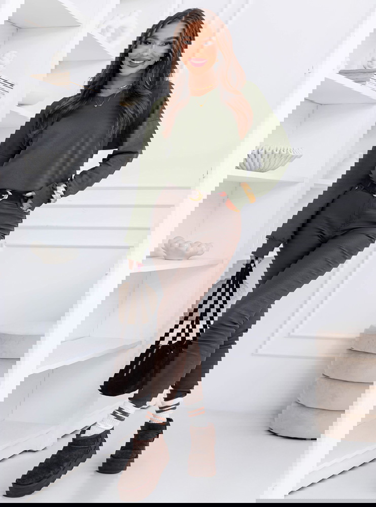 Bluza oversize z dekoltem w serek...