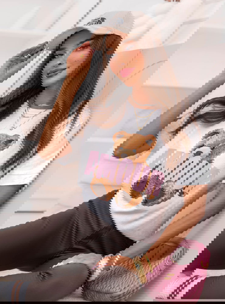 Biała bluzka z ozdobnym nadrukiem Jimmia