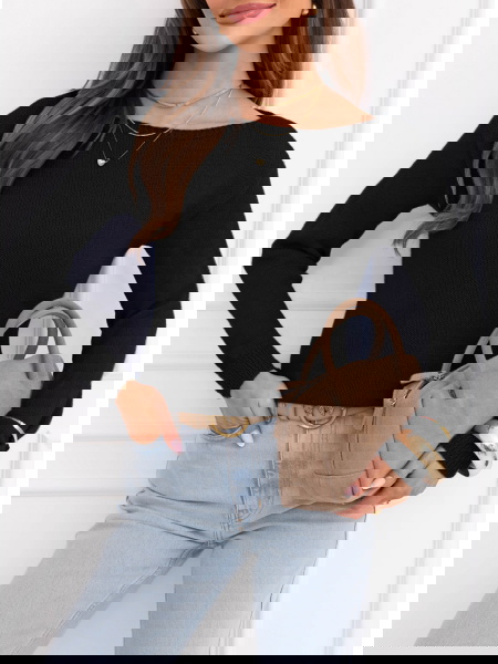 Czarny sweter z dekoltem w... 2