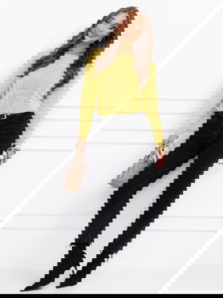 Sweter z dekoltem w łódkę... 2