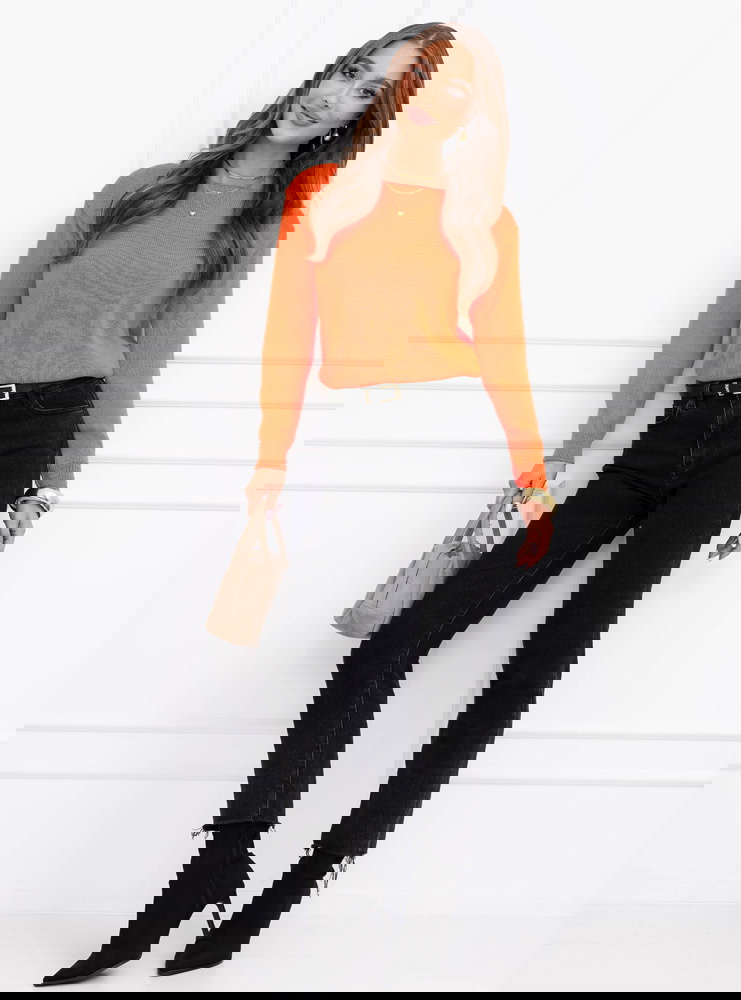 Pomarańczowy sweter z dekoltem w...