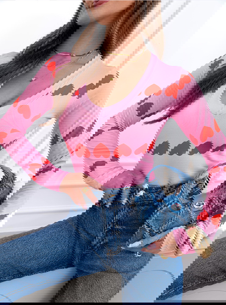 Bluzka w serduszka i dekoltem w serek...