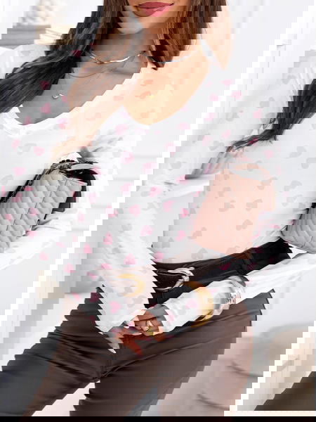 Pudrowa bluzka w serduszka... 2