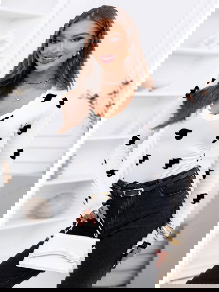 Czarna bluzka w serduszka i... 2