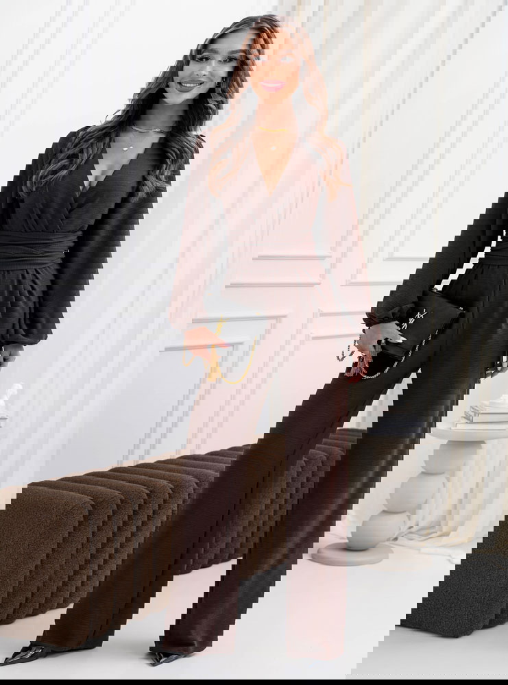 Czekoladowy kombinezon wiązany w...