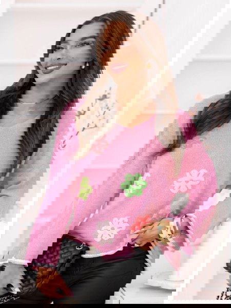 Pudrowy sweter z ozdobnymi... 2