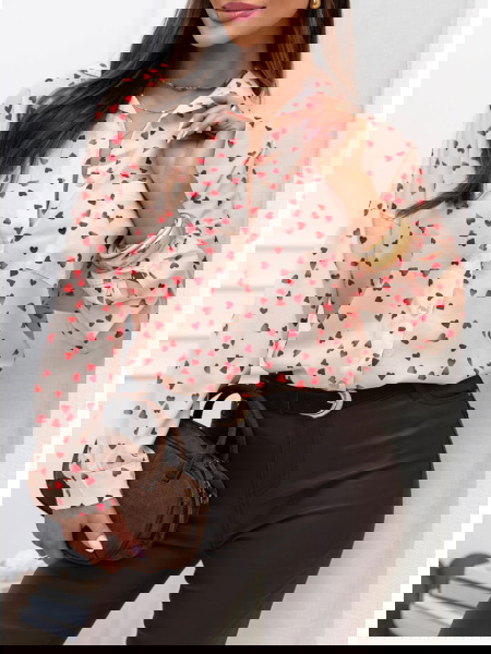 Beżowa koszula w serduszka...