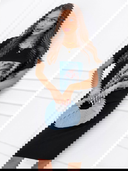 Czarna sukienka z ozdobnym... 2