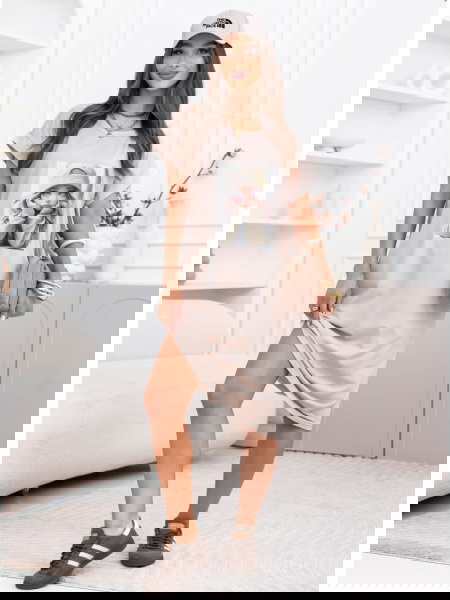 Beżowa sukienka z ozdobnym...