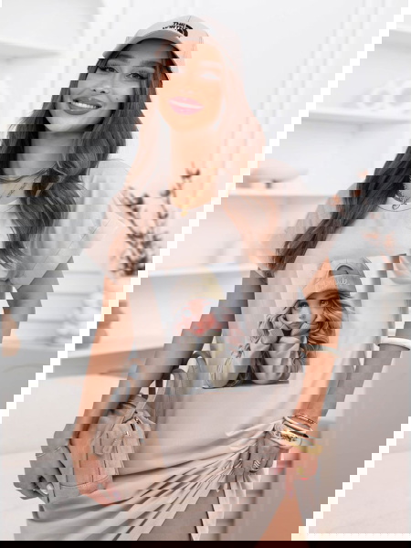 Beżowa sukienka z ozdobnym... 2