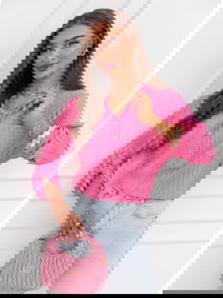 Różowa plisowana koszula...