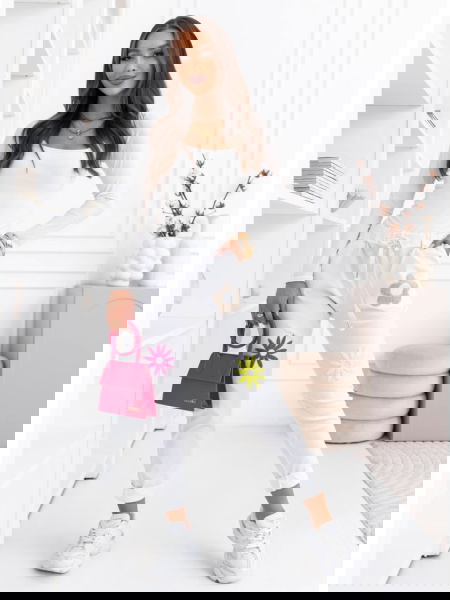 Białe spodnie z ozdobnymi...