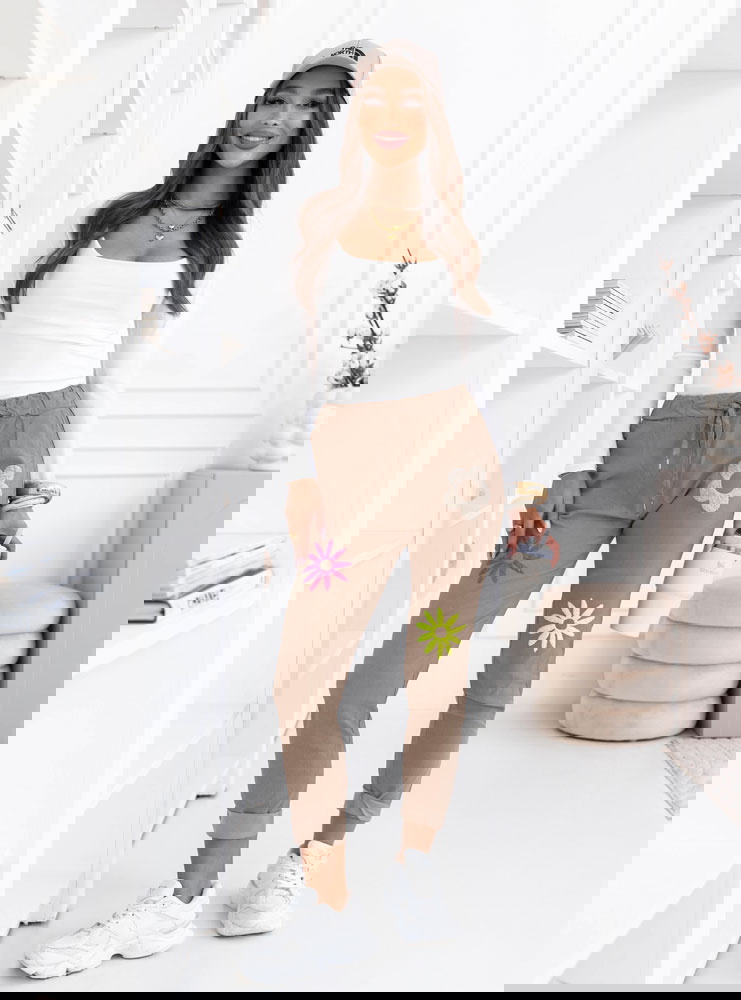 Spodnie z ozdobnymi naszywkami Sendee...