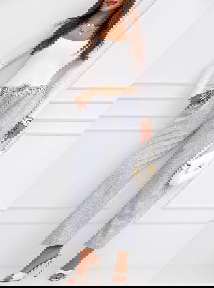 Szare spodnie z ozdobnym paskiem Delyssa