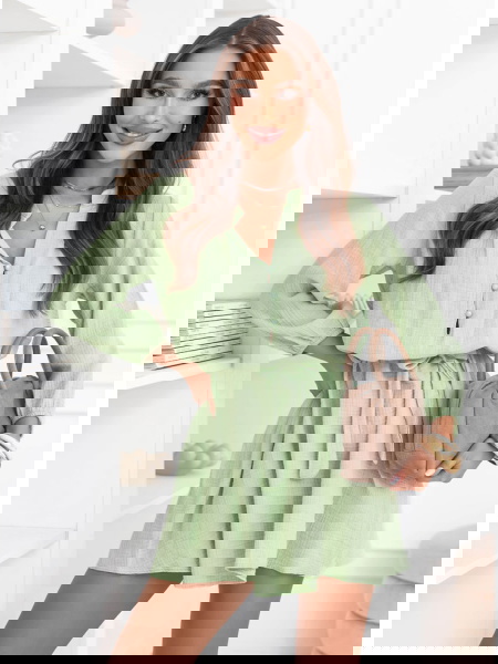 Zielona muślinowa sukienka...