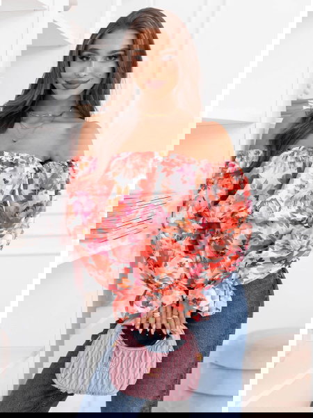 Wzorzysta bluzka typu...