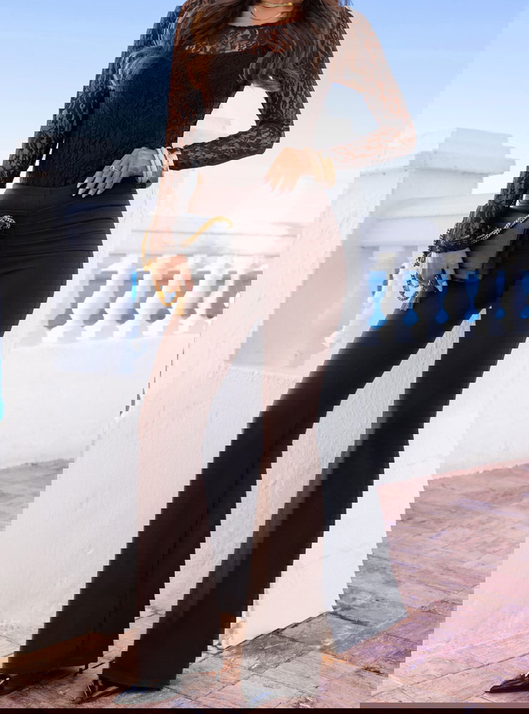 Czekoladowe spodnie z rozszerzanymi...