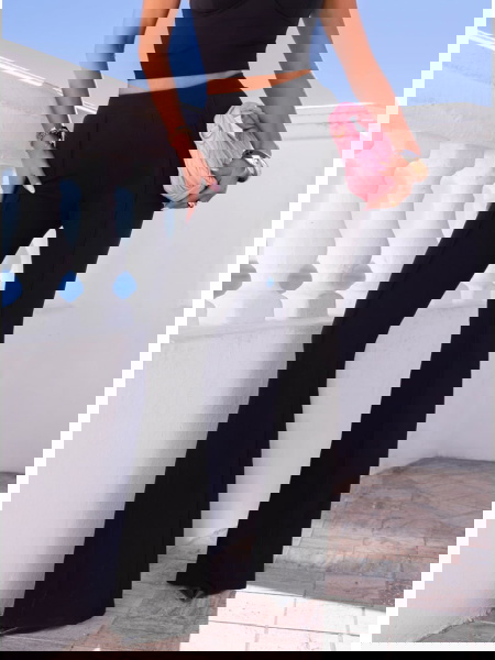 Czarne spodnie z szerokimi... 2