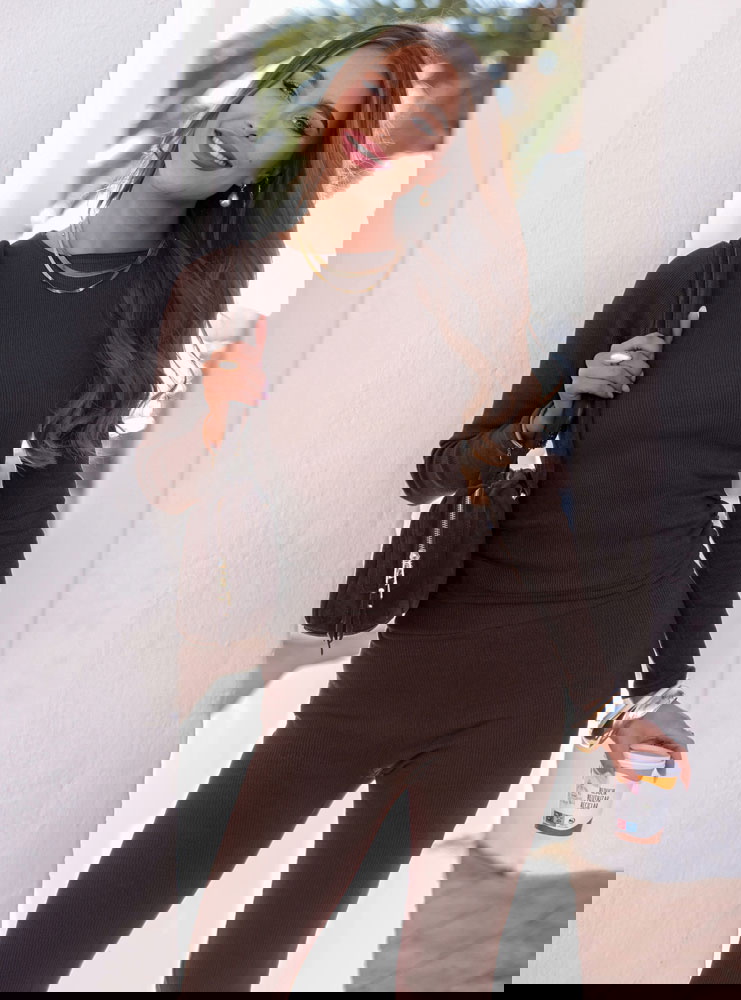 Czekoladowy prążkowany komplet...