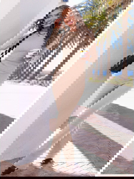 Beżowy prążkowany komplet...