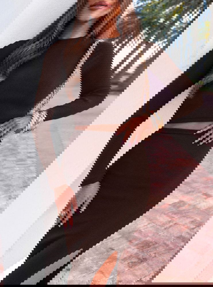 Czekoladowy prążkowany komplet...