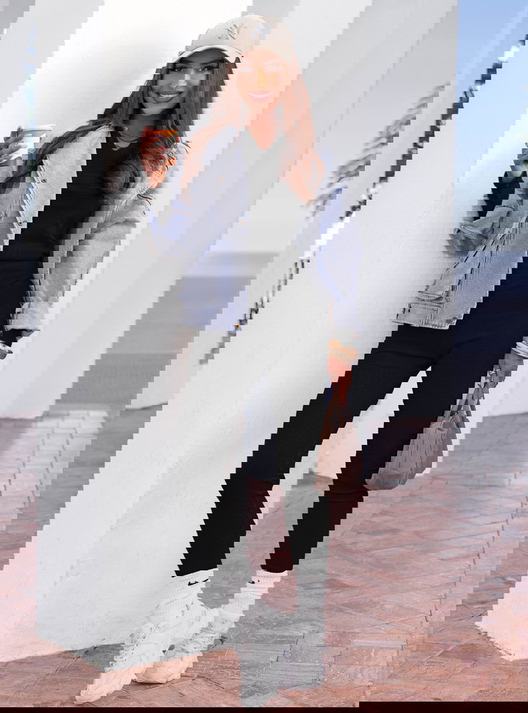 Czarny prążkowany komplet spodnie i...