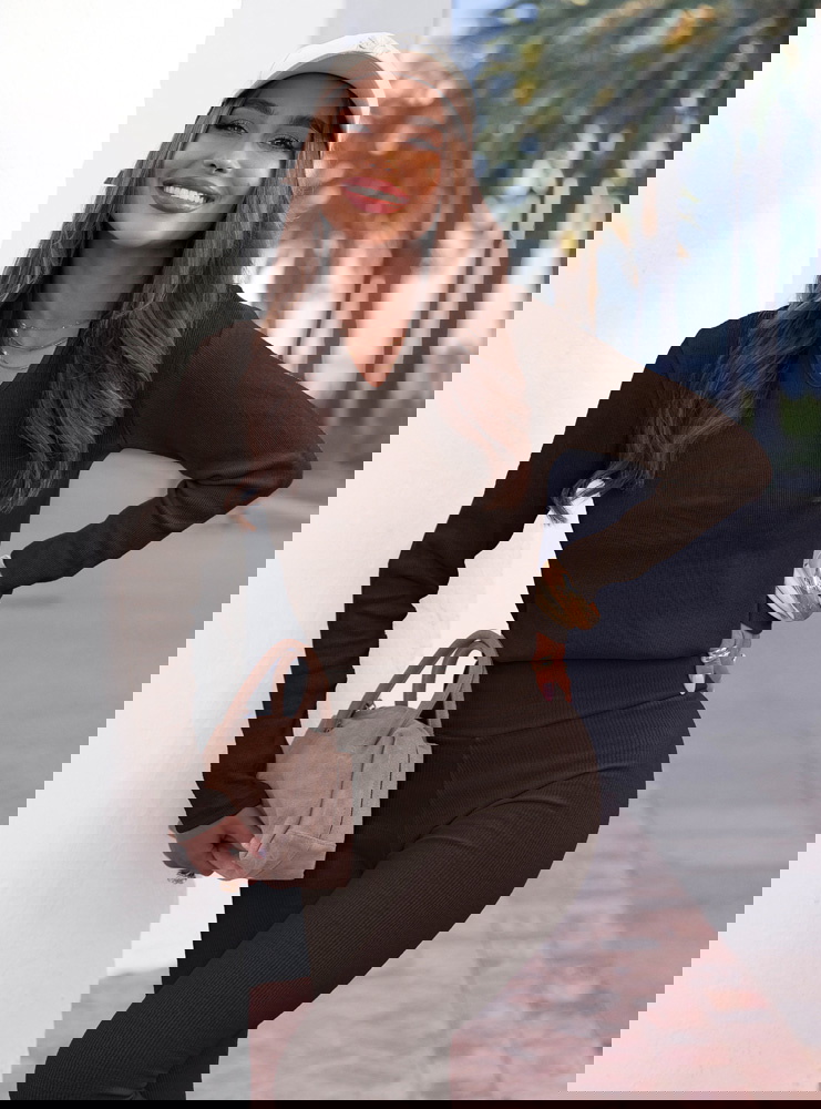 Czekoladowy prążkowany komplet...