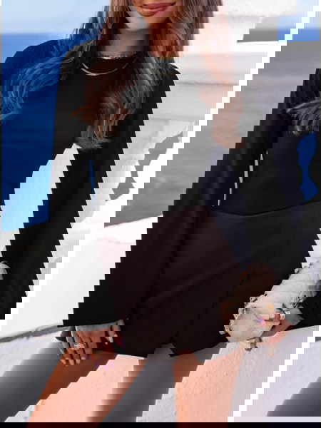 Czarna bluzka z szerokimi... 2