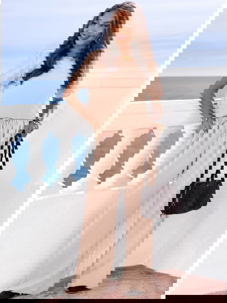 Beżowy komplet bluzka z...