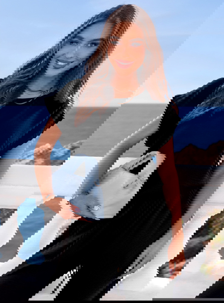 Czarny komplet bluzka z krótkim...