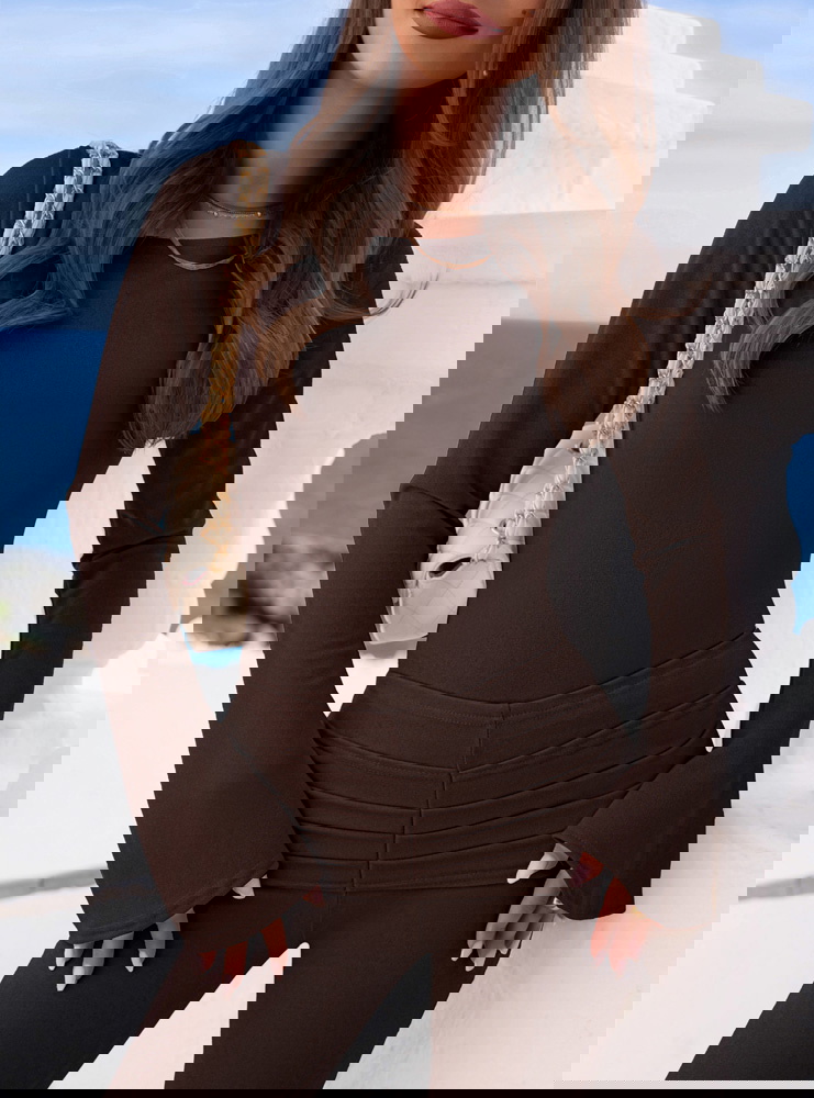 Czekoladowy komplet bluzka i spodnie...