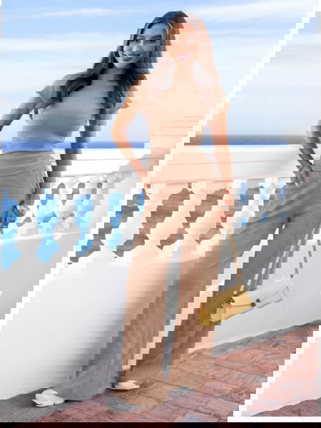 Beżowy prążkowany komplet... 2