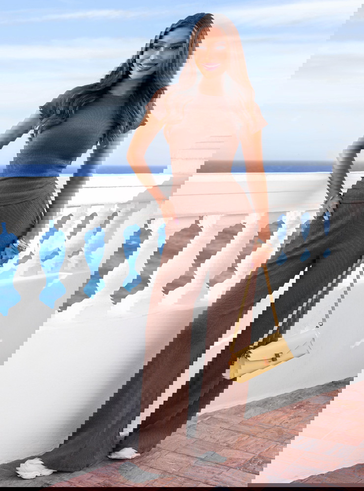 Prążkowany komplet bluzka i szerokie...