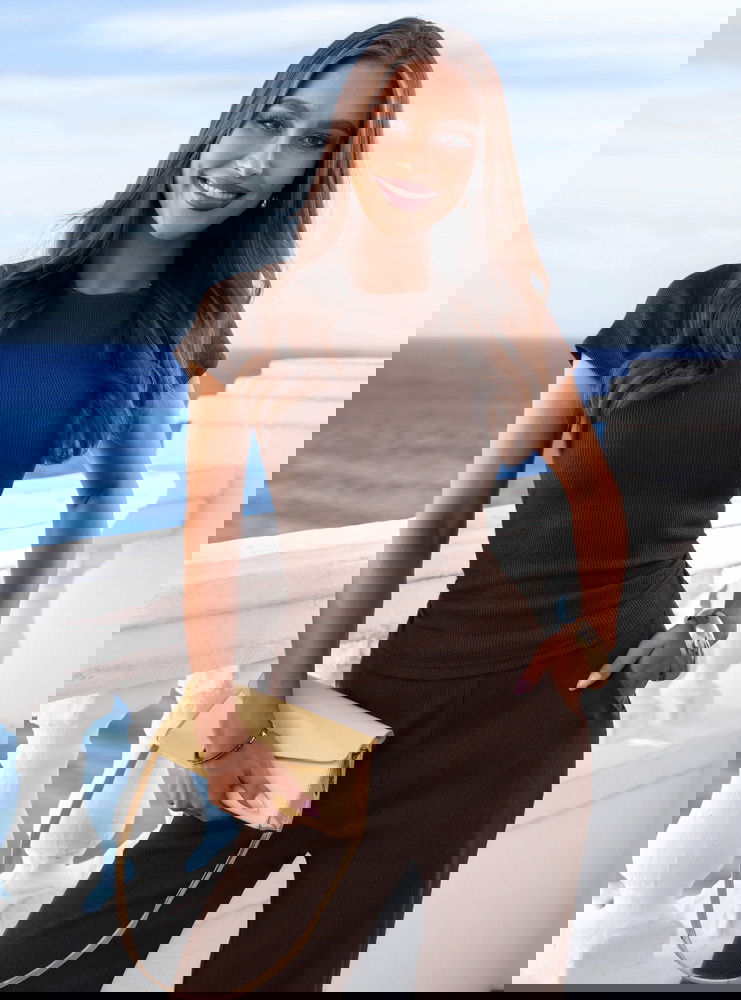 Czekoladowy prążkowany komplet bluzka...